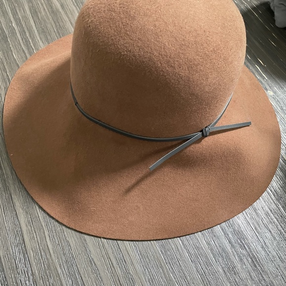 Hat - Picture 1 of 3
